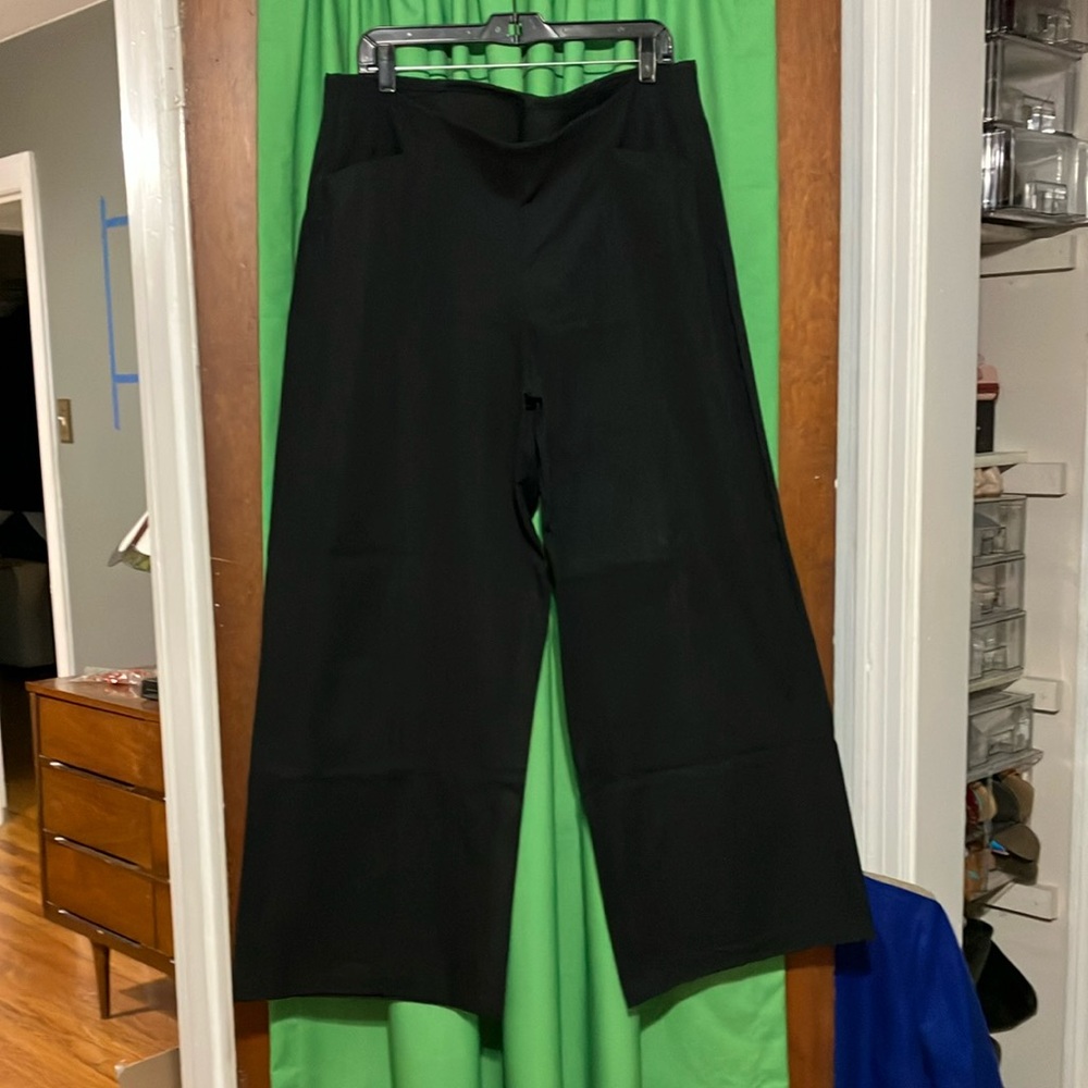 Old Navy Black High-Rise Pixie Pants